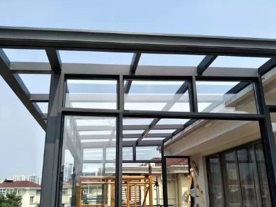 陽臺上安裝鋁合金門窗作用_注意事項(xiàng)